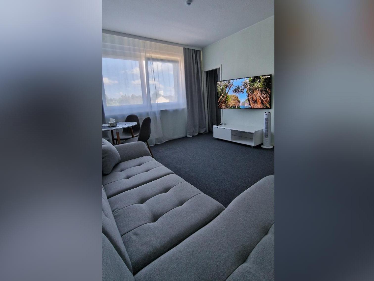 Citycenter Apartment - Bigtv-Ps4-Netflix-Parking Chemnitz Bagian luar foto
